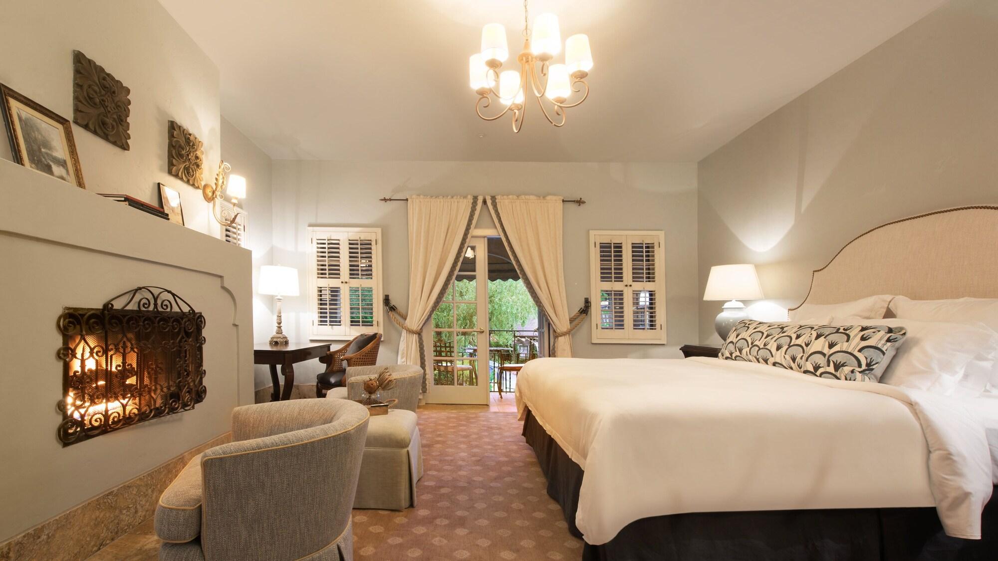 & Hotel